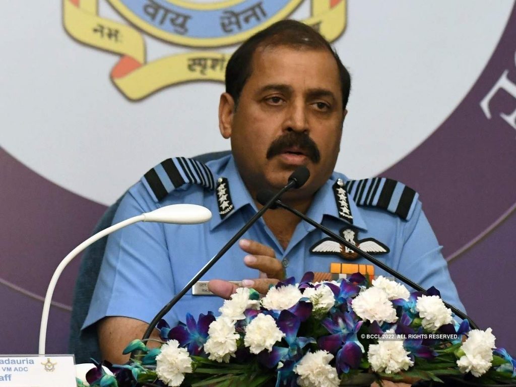 Former IAF chief Bhadauria goes to UP defence corridor project