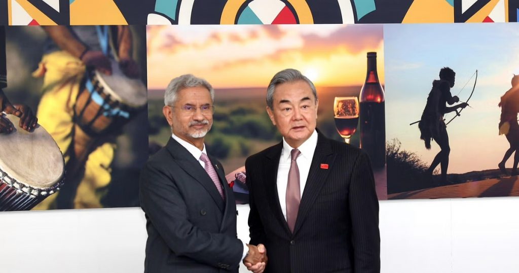 Jaishankar meets his Chinese counterpart, talks on LAC