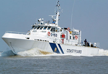 Coast Guard nabs high-speed boat with huge drugs haul https://newsgate.press/