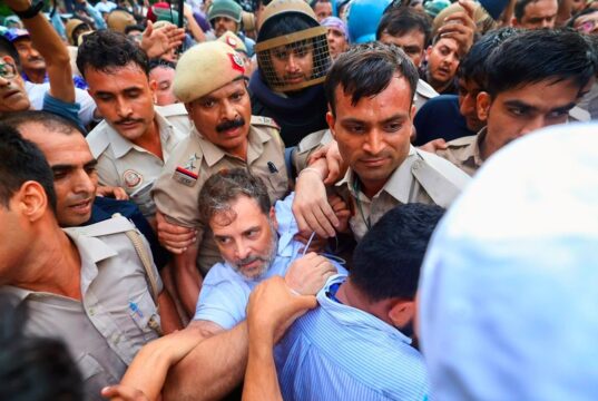 Rahul, Priyanka and Akhilesh arrested outside PM’s residence during protest https://newsgate.press/